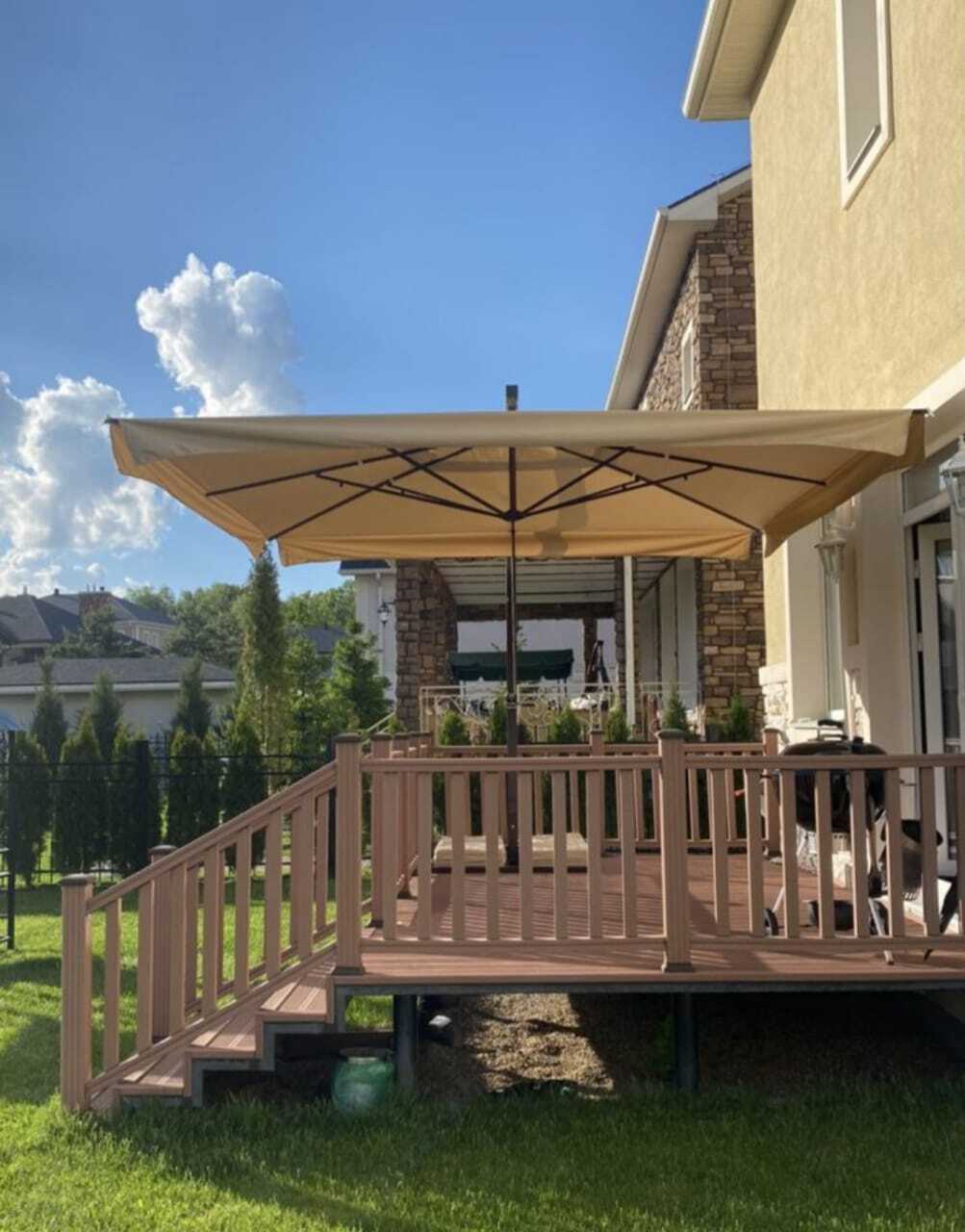 Зонт на боковой опоре BigZont 4х4м Зонт на боковой опоре BigZont 4х4м