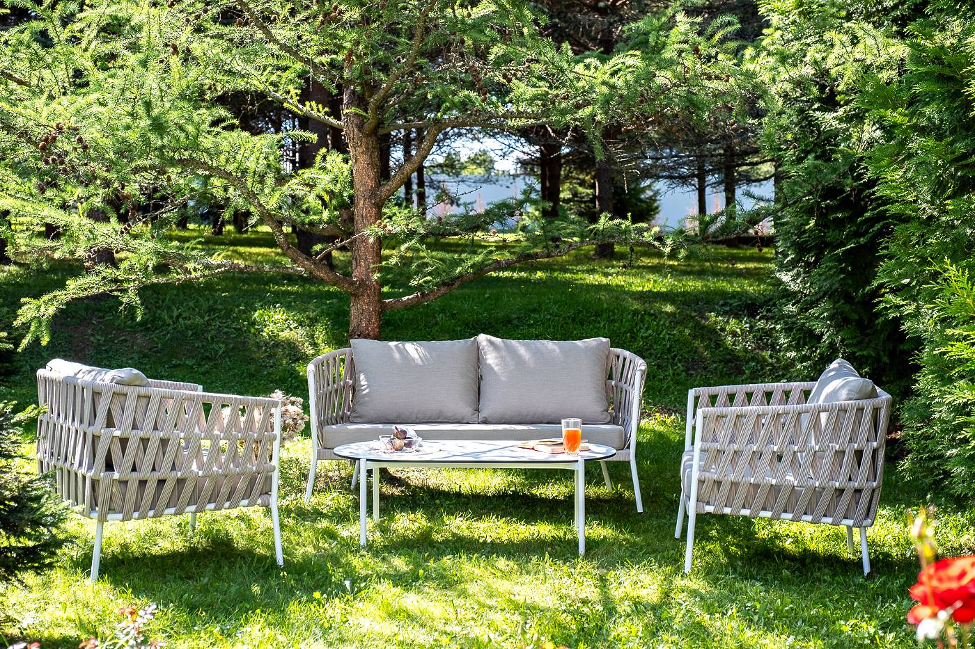 "Диего" лаунж-зона 4-местная плетеная из роупа (веревки), каркас алюминиевый "Диего" лаунж-зона 4-местная плетеная из роупа (веревки), каркас алюминиевый