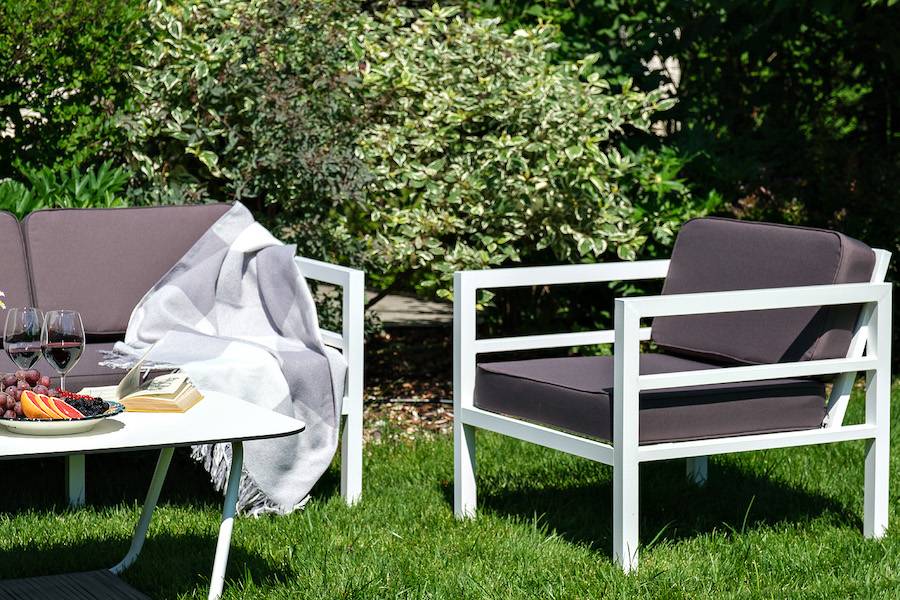 "Эстелья" кресло, каркас алюминий, ткань темно-серая 027