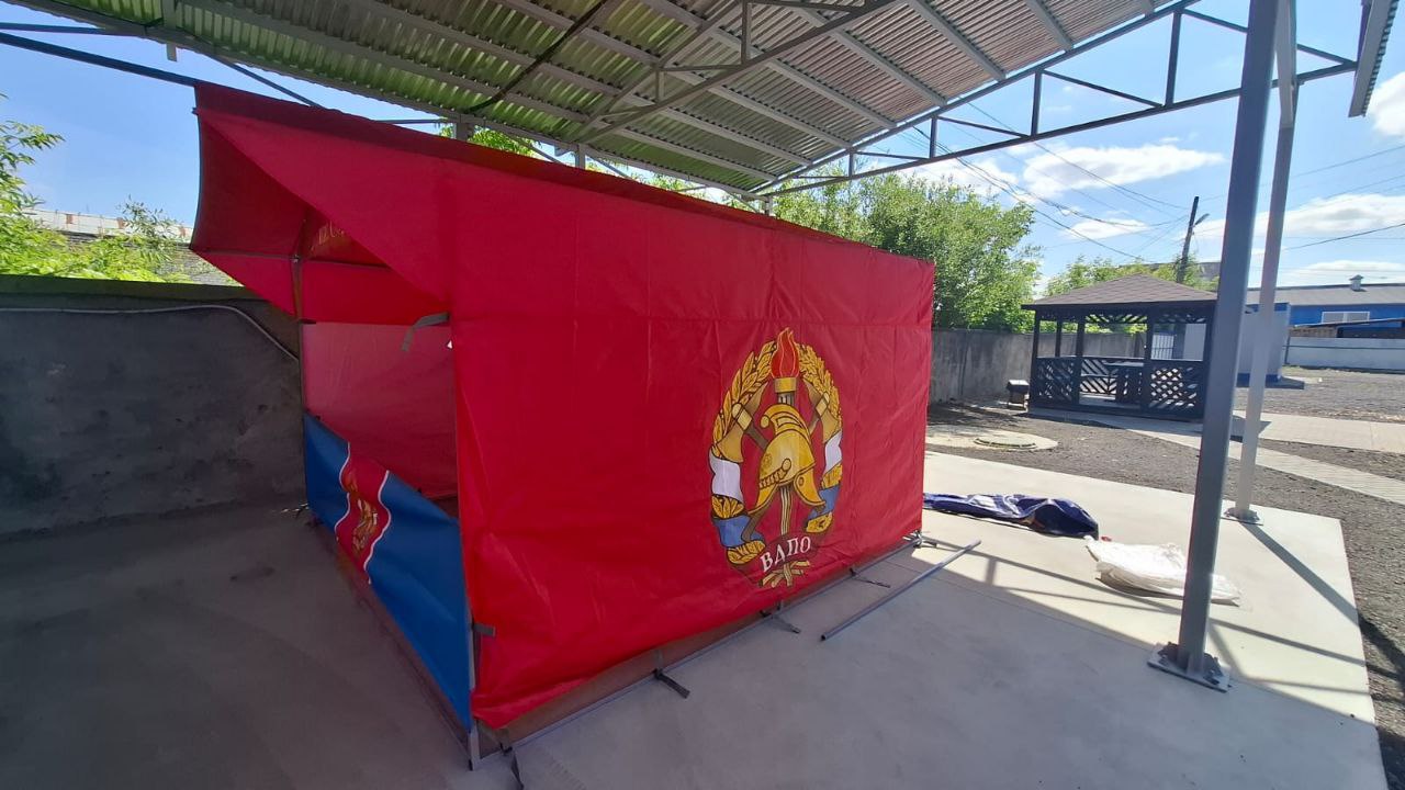 Торговая Палатка «Домик» 3x3 м из квадратной трубы 20x20 мм