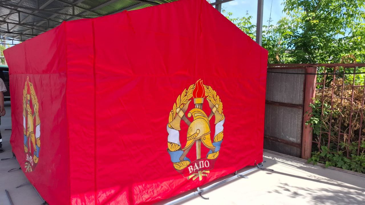 Торговая Палатка «Домик» 3x3 м из квадратной трубы 20x20 мм