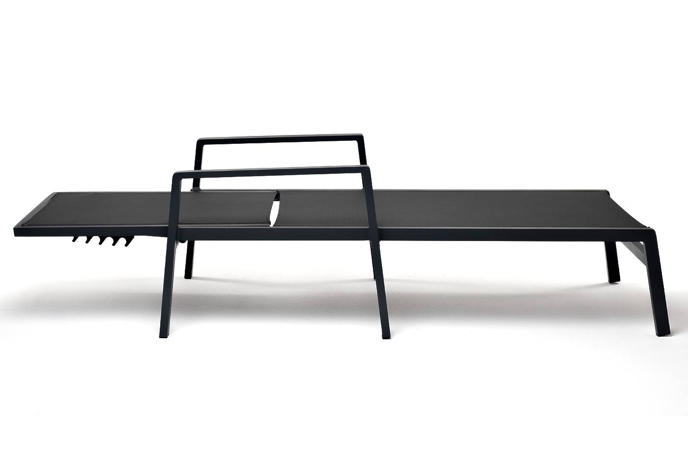 "Парма" шезлонг из алюминия темно-серый (RAL7024) муар, ткань текстилен темно-серая