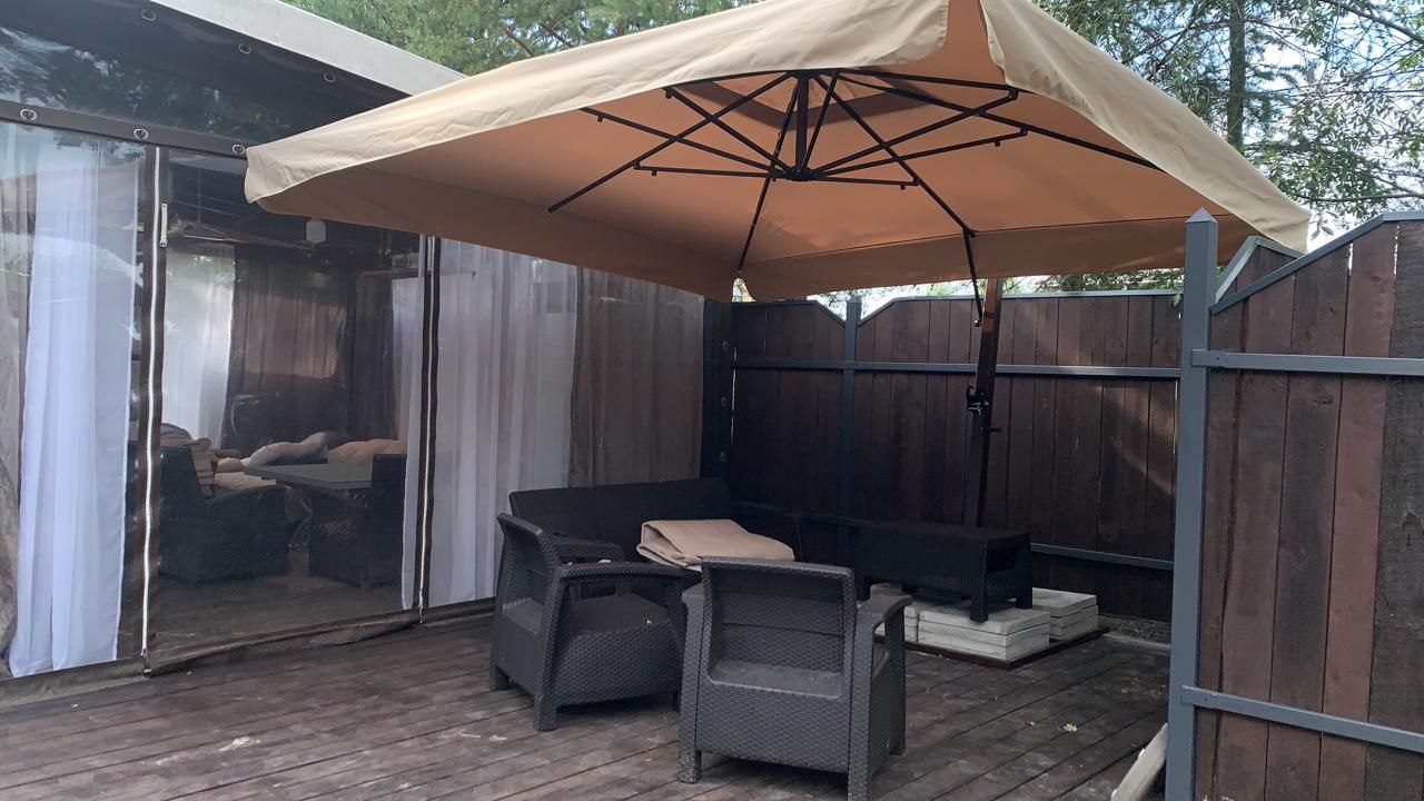 Зонт на боковой опоре BigZont 3,5х3,5м Зонт на боковой опоре BigZont 3,5х3,5м