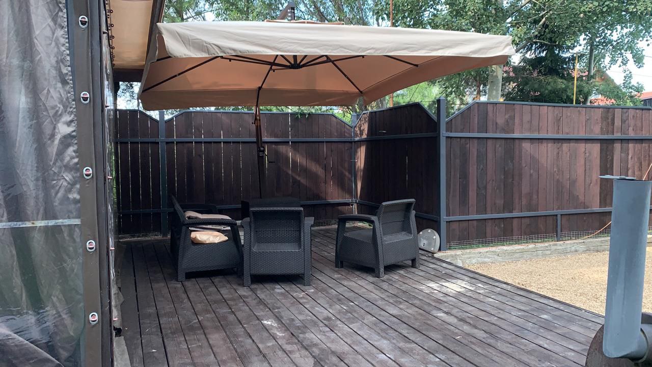 Зонт на боковой опоре BigZont 3,5х3,5м Зонт на боковой опоре BigZont 3,5х3,5м