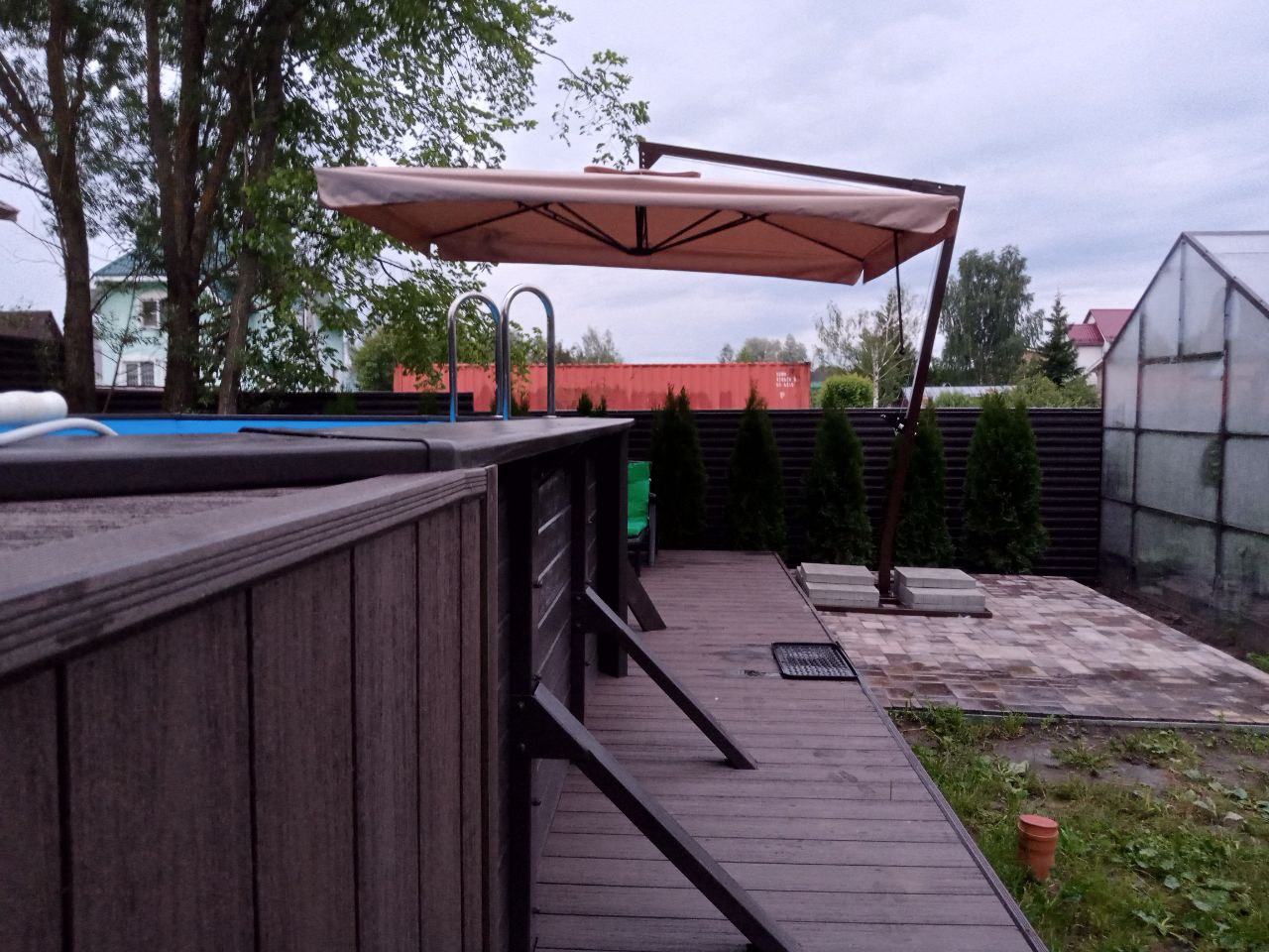 Зонт на боковой опоре BigZont 3х4м Зонт на боковой опоре BigZont 3х4м