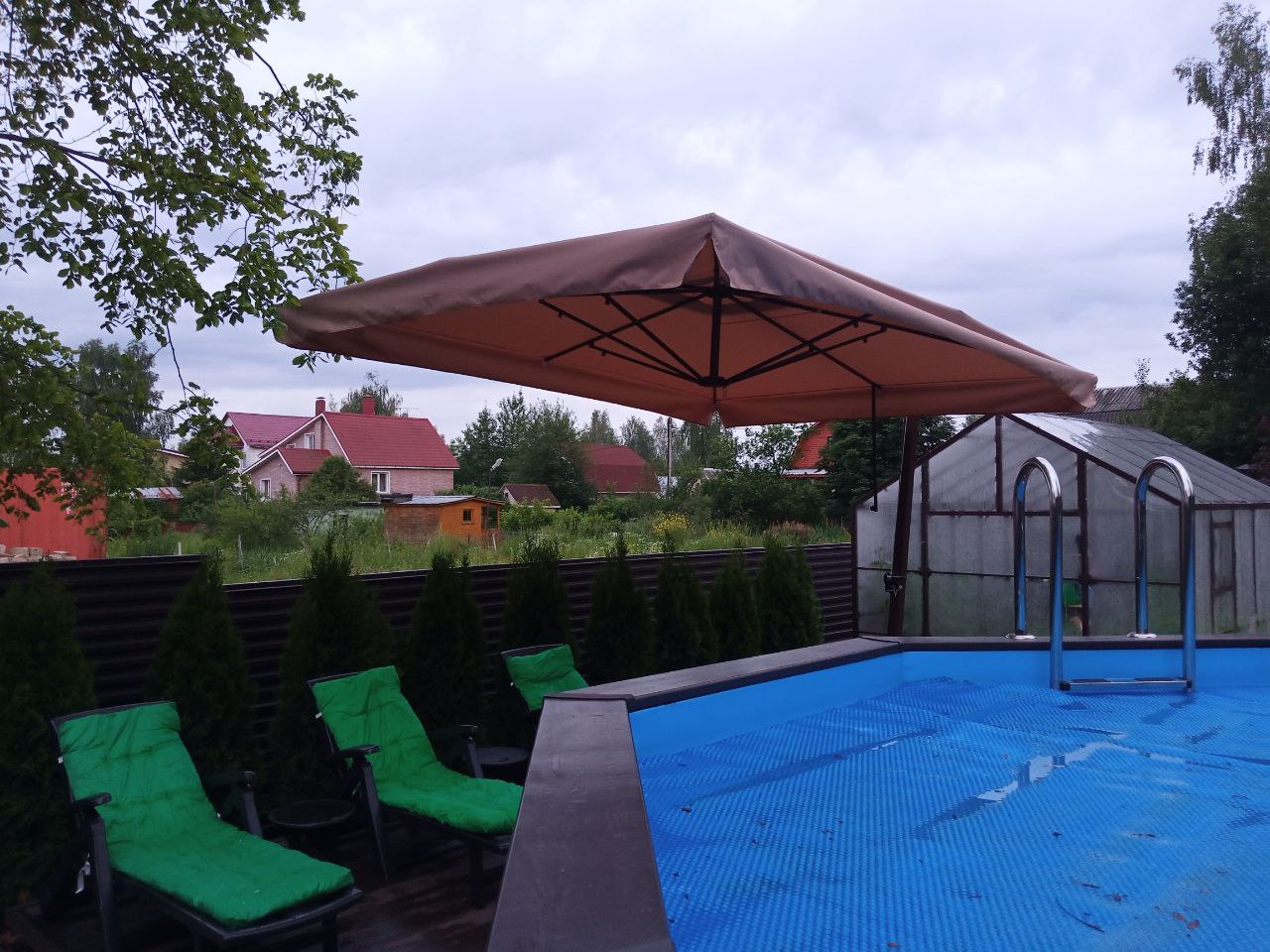 Зонт на боковой опоре BigZont 3х4м Зонт на боковой опоре BigZont 3х4м