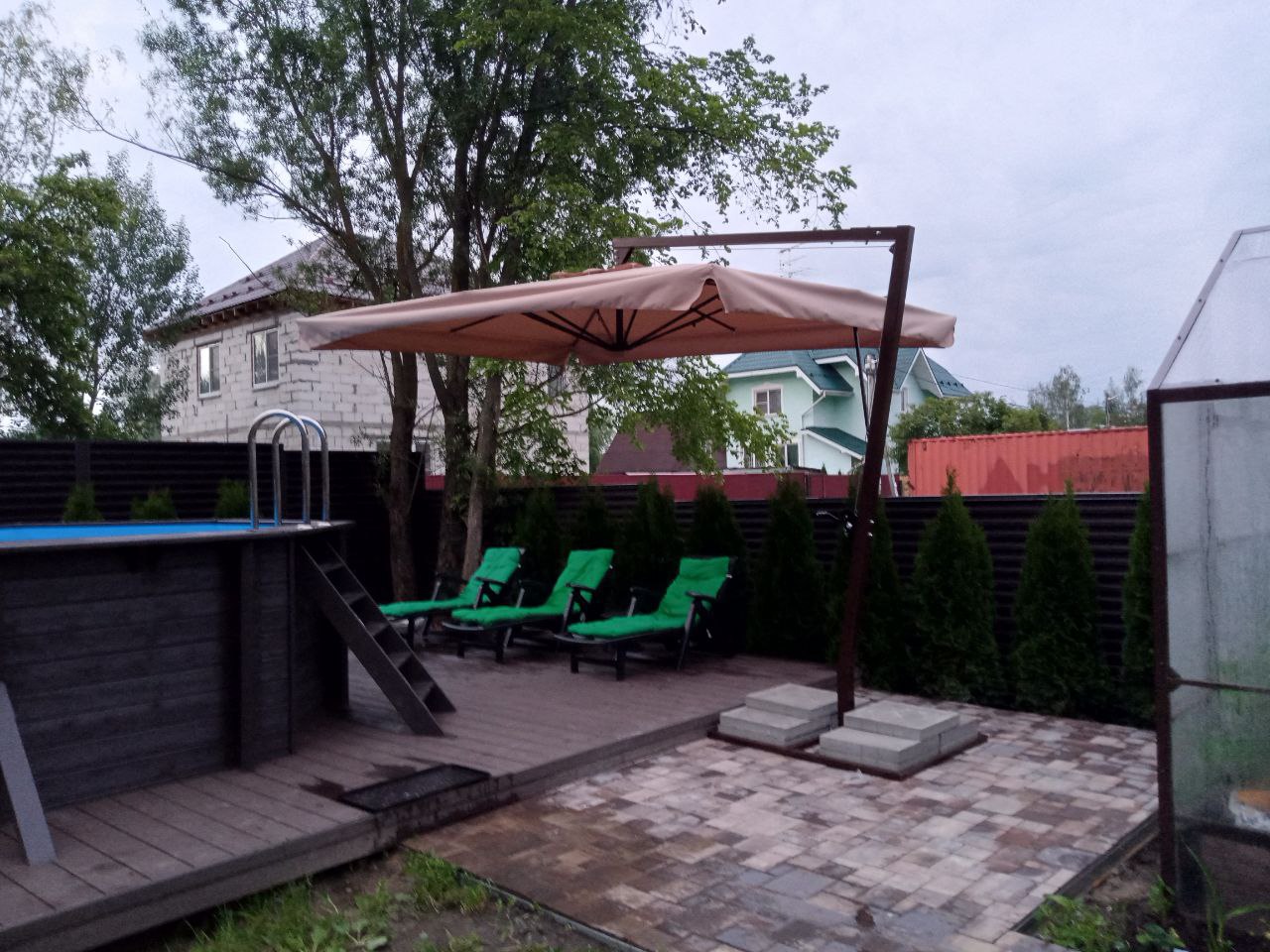 Зонт на боковой опоре BigZont 3х4м Зонт на боковой опоре BigZont 3х4м